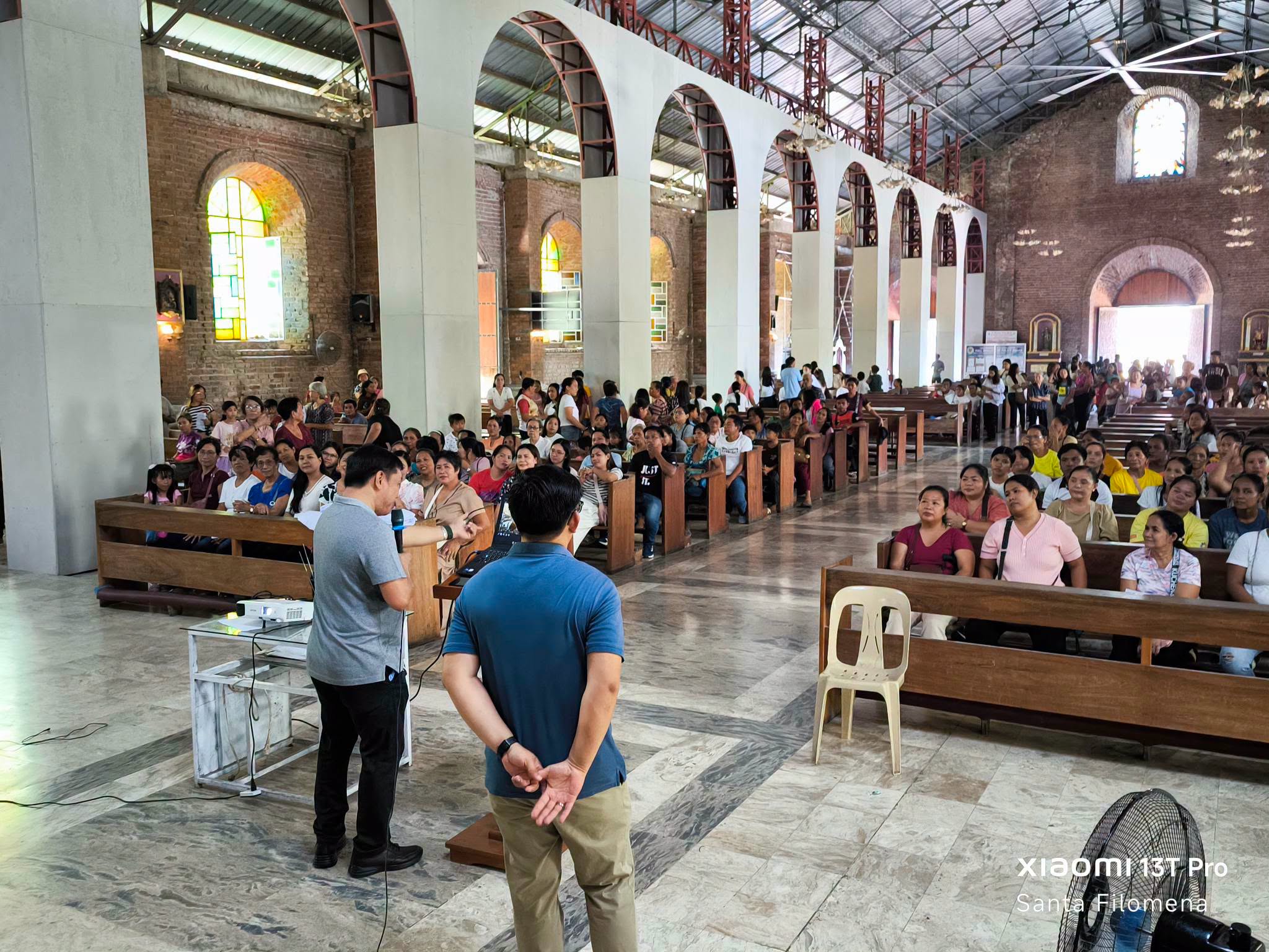 Parents of First Communicants Prepare Faith and Hearts in Parish Recollection
