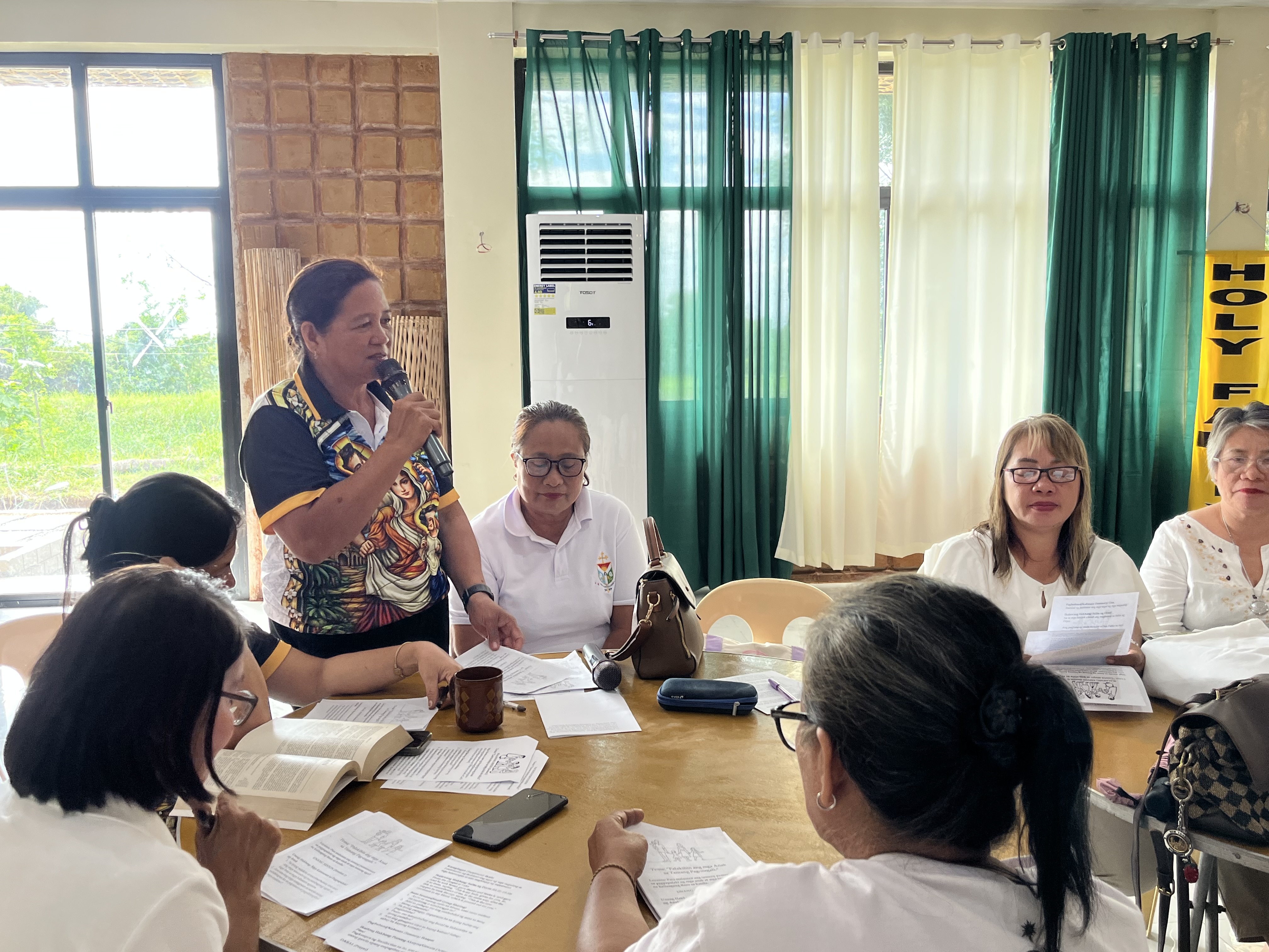 Catechists Prepare for Parents’ Recollection for First Holy Communion