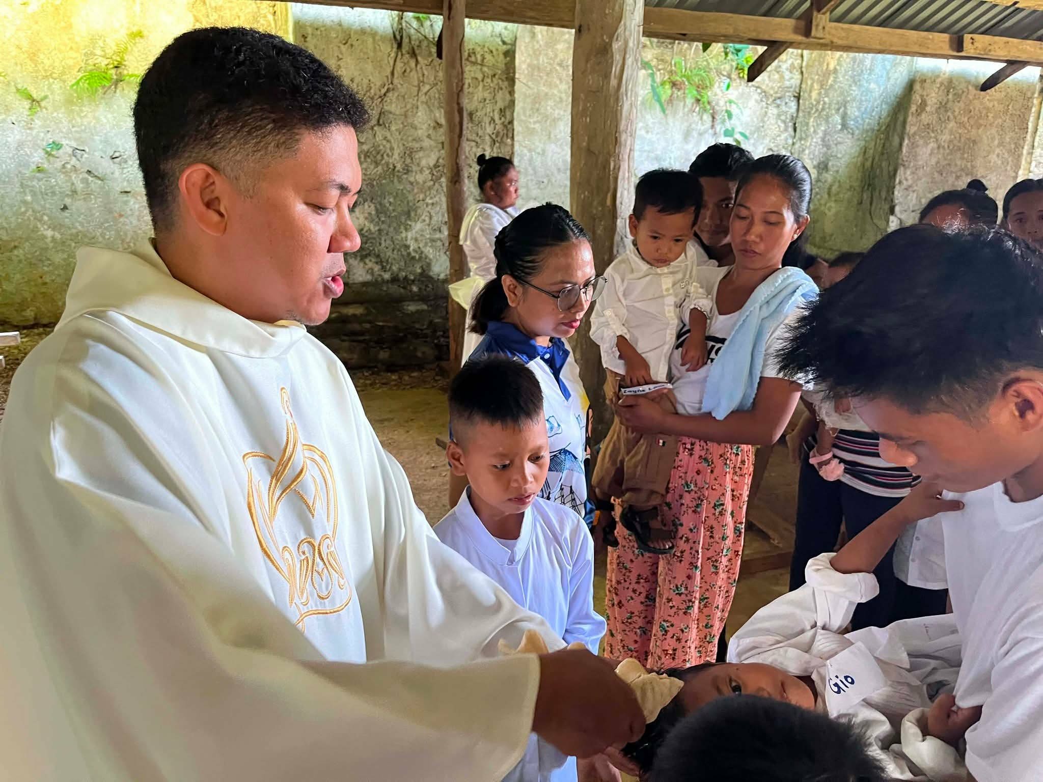 Bringing Christ and the Sacrament to Fuga Island image 9